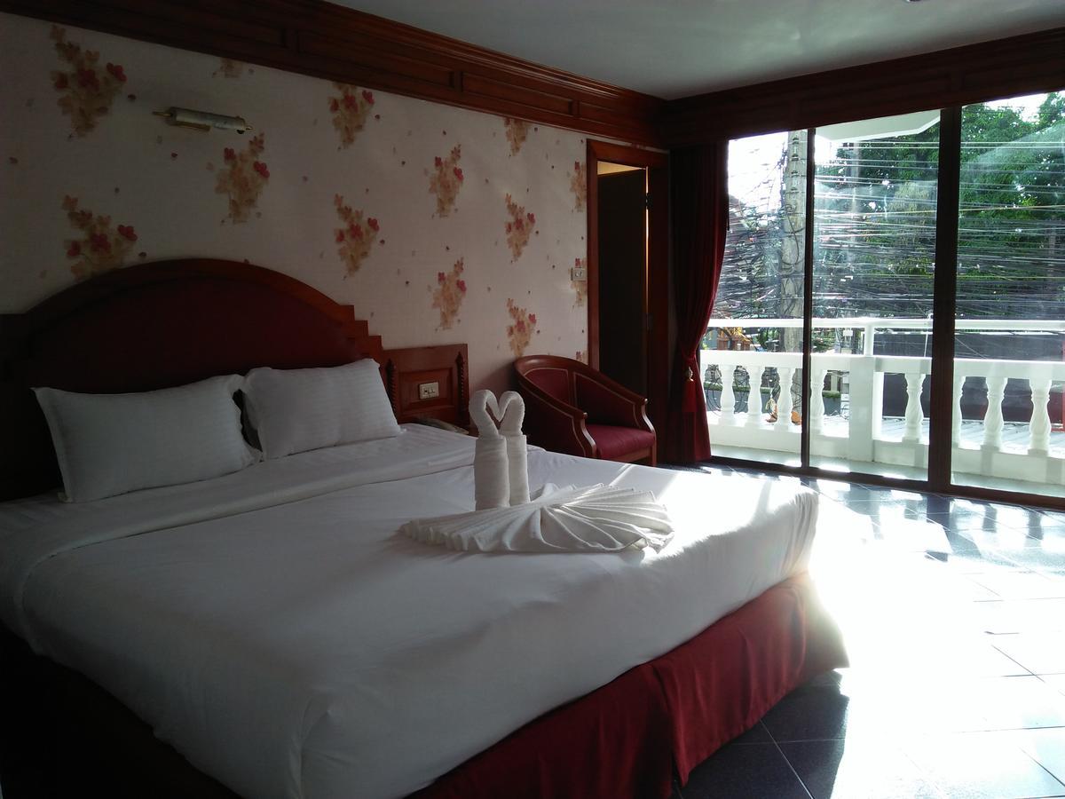 Taj Phuket Inn Patong Kültér fotó