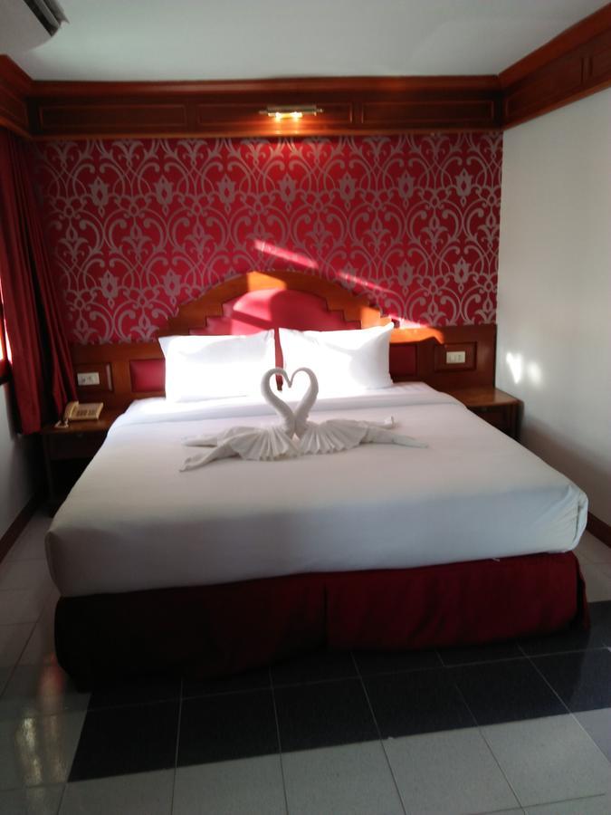 Taj Phuket Inn Patong Kültér fotó